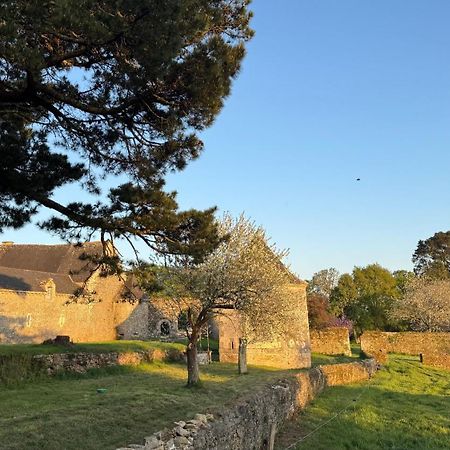 Gite De Couple Cosy Avec Vue Sur Chateau Tremohar - Golfe Du Morbihan, 20 Min De Vannes Berric Exterior foto